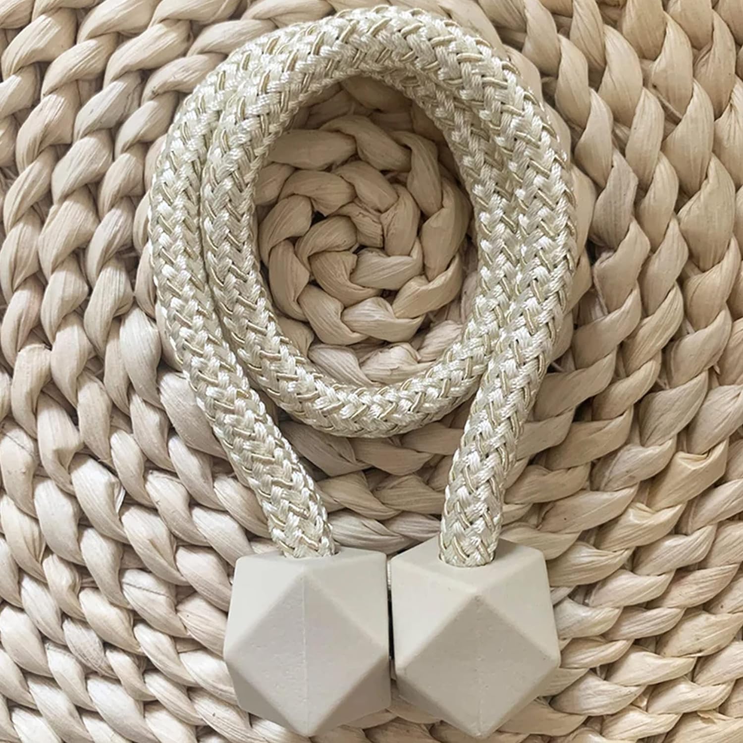 Decorative plastic curtain tiebacks with pearl design Decorative plastic curtain tiebacks with pearl design